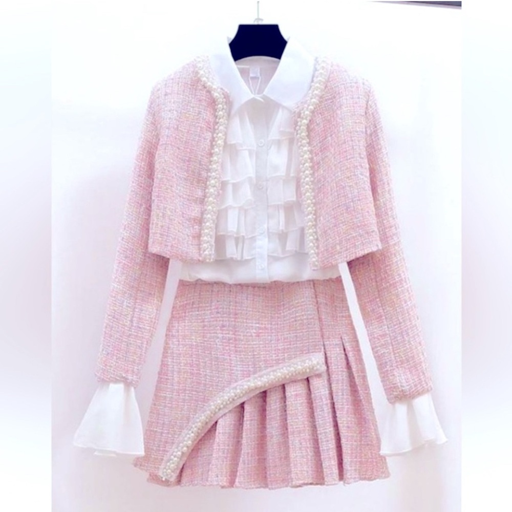 Elegant Pink Tweed Jacket, skirt and blouse 3 piece Set new with tags Size